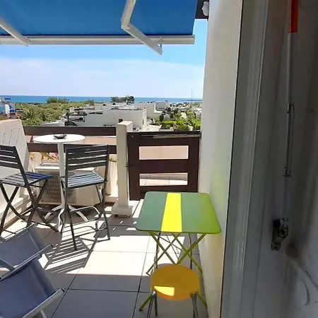 78, Port Nature Colline 2 Au Village Naturiste Apartment