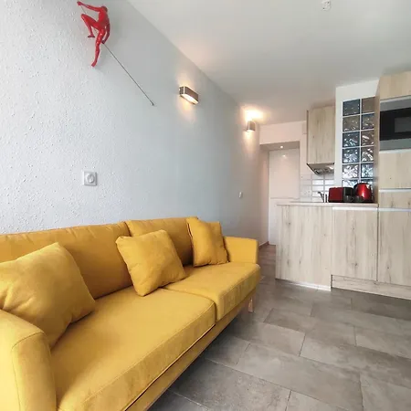 78, Port Nature, Colline 2, Village Naturiste